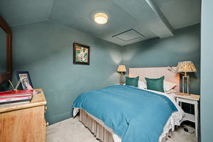 Double bedroom- click for photo gallery